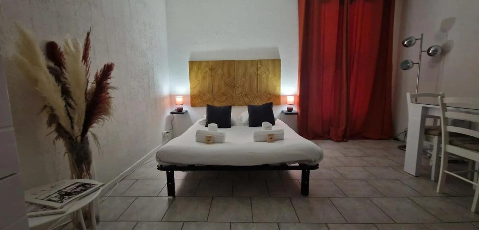 Beautiful Studio In The Heart Of Saint-Tropez 0*,